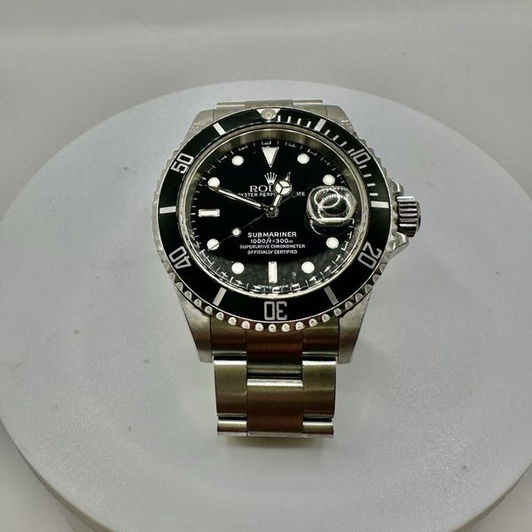 Box Rotating Reference 2005 Rolex Submariner 16610. Mint. 1 Owner-Box, Papers Read Description ...