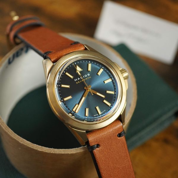 [WTS] Halios Seaforth Bronze with Blue Dial | WatchCharts Marketplace