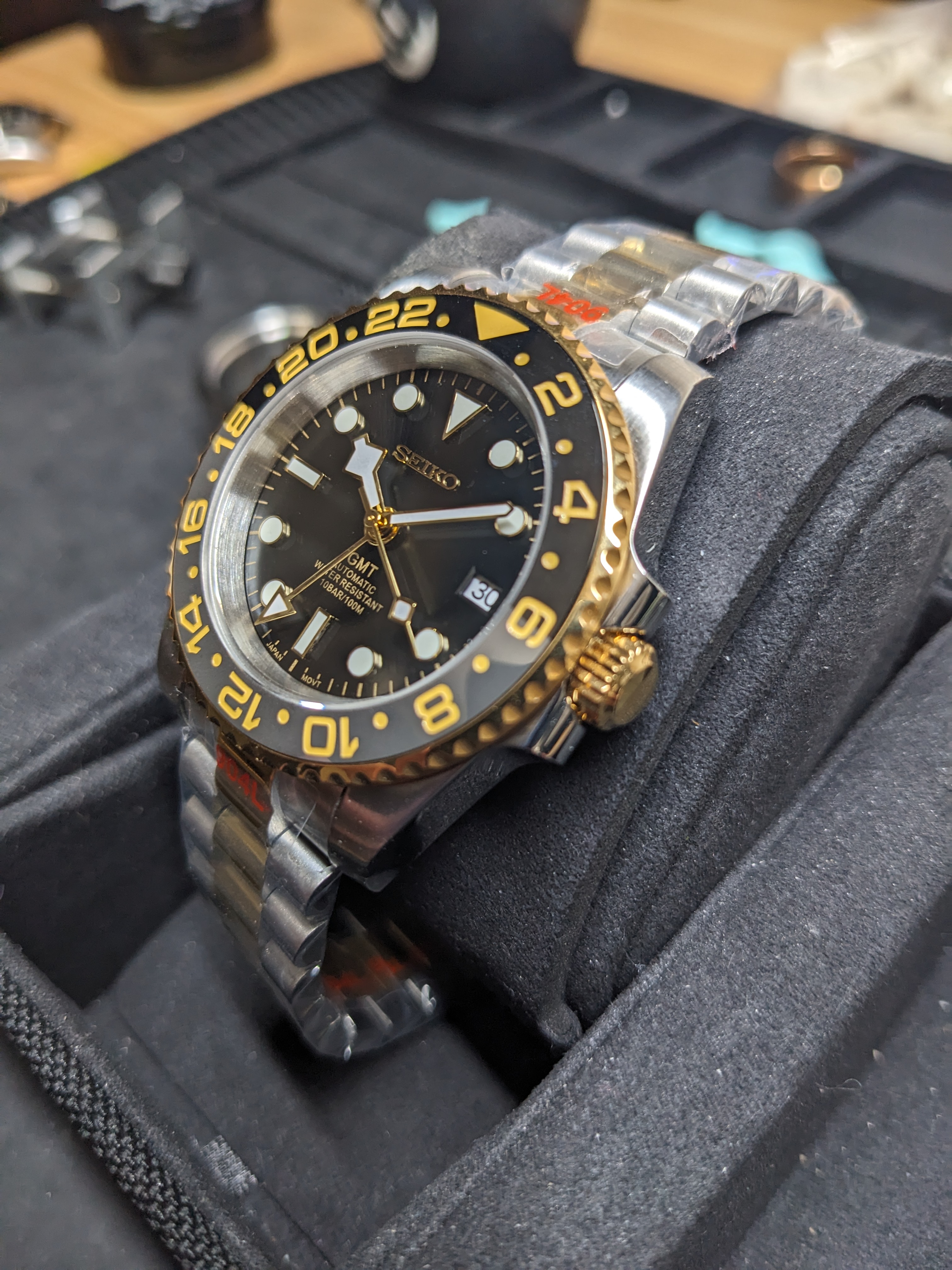 WTS] Custom GMT Mod: Two Tone Yellow Gold Black/Gray Bezel- Seiko