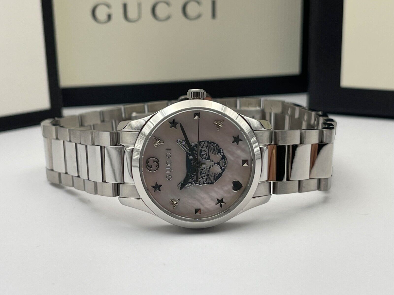 Gucci hot sale watch ya126