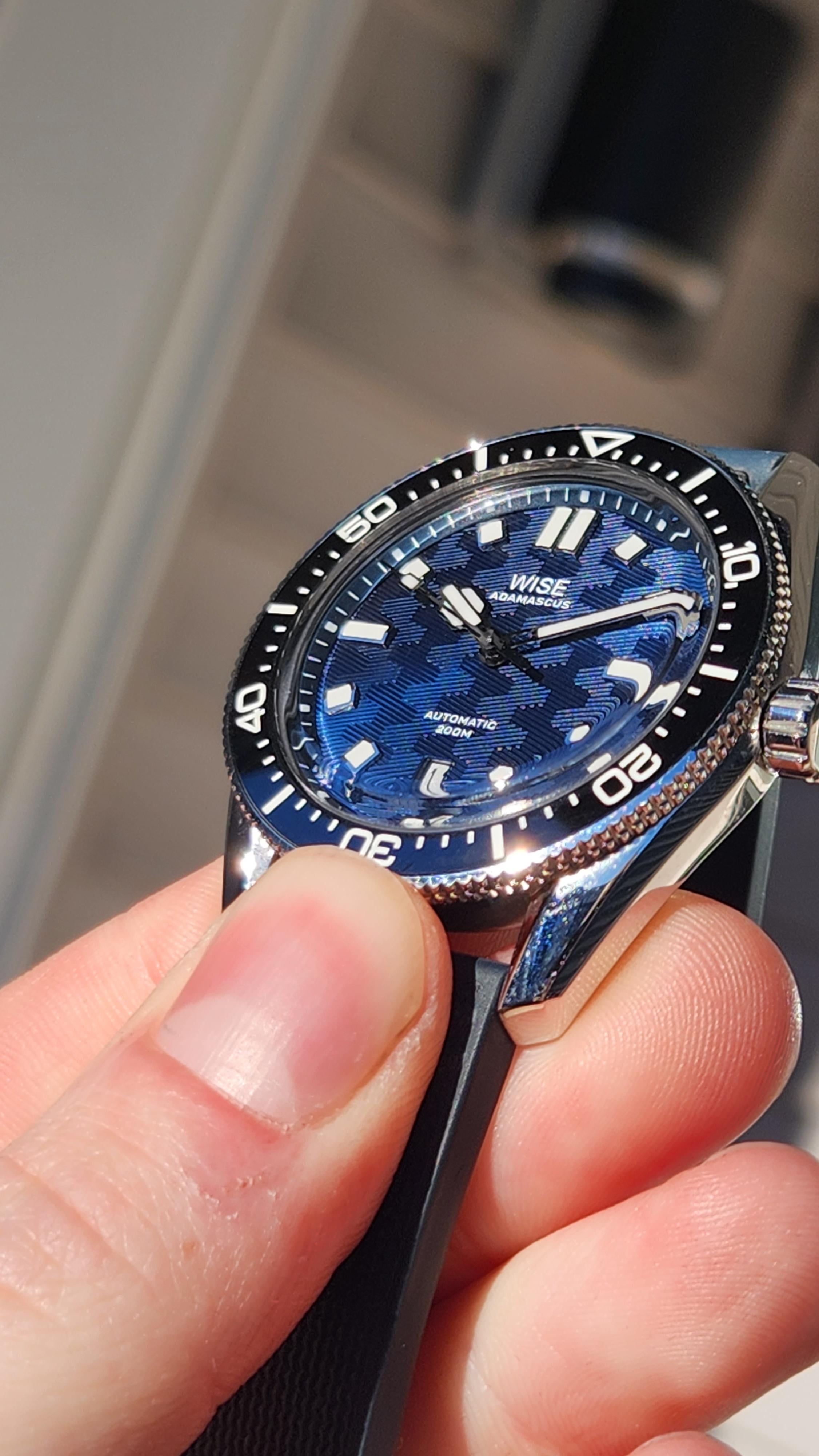 エイトマン　アルバウォッチ SEIKO ALBA QUARTZ Steel Stretchable band Case size 33mm Ref