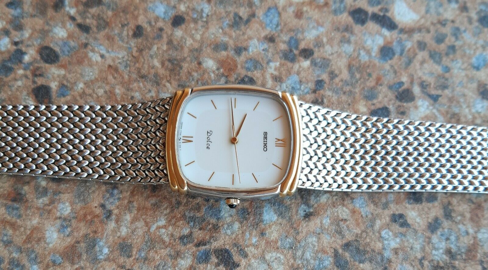 Vintage Seiko Dolce Quartz 7741 5110 February 1987 Dress Watch