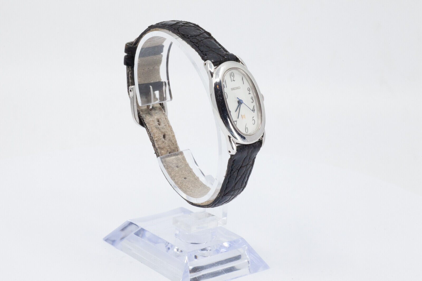 SEIKO QUARTZ 1F21-5B70 LADIES Watch JAPAN | WatchCharts