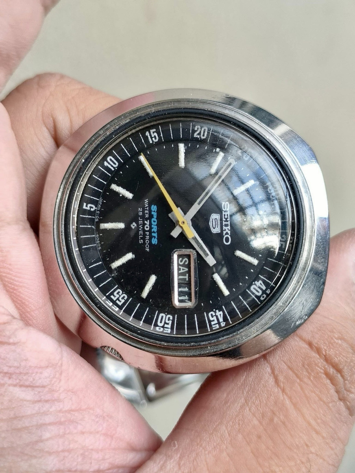 Seiko 5 6106-6040 Price as of June 2026 | WatchCharts
