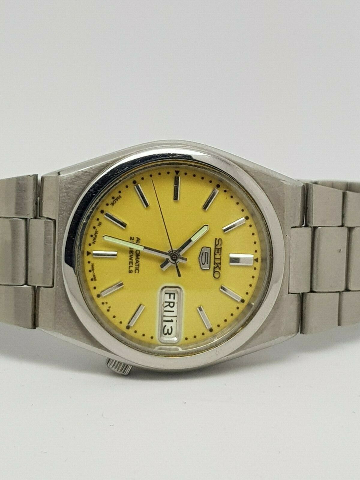 VINTAGE SEIKO 7S26-0530 AUTOMATIC DAY/DATE 21 JEWELS JAPAN MADE MEN'S WATCH  | WatchCharts