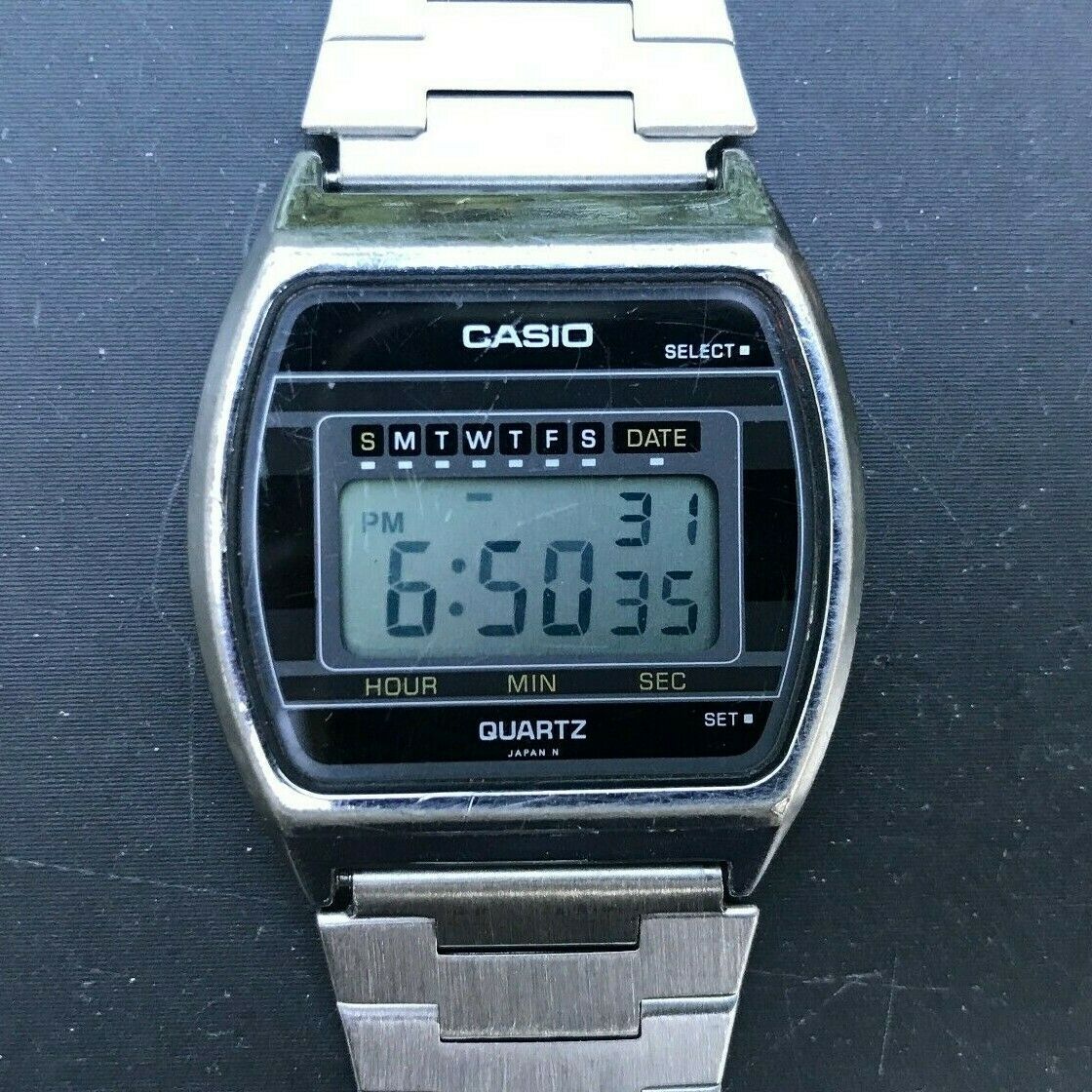 1980's Vintage & Rare CASIO B820 (244) Retro 34mm watch - New