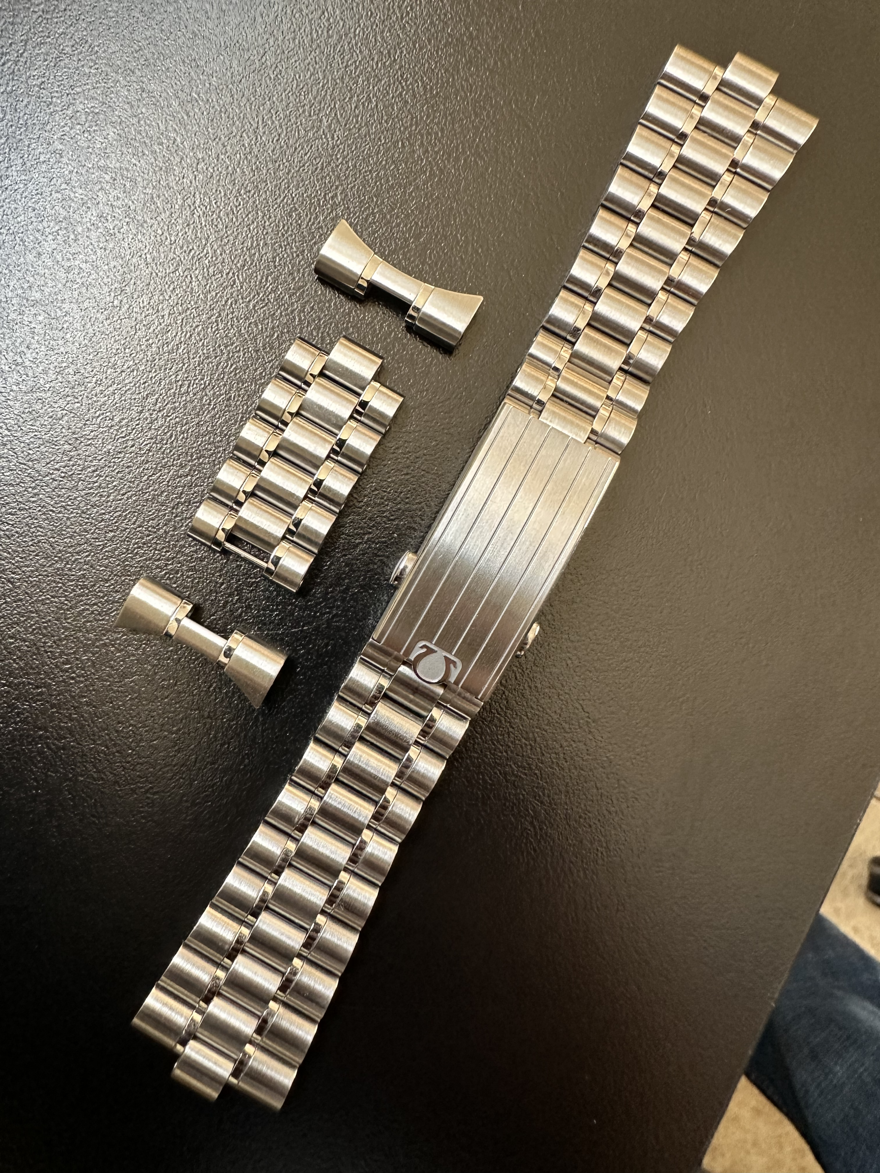 Omega adjustable best sale clasp speedmaster