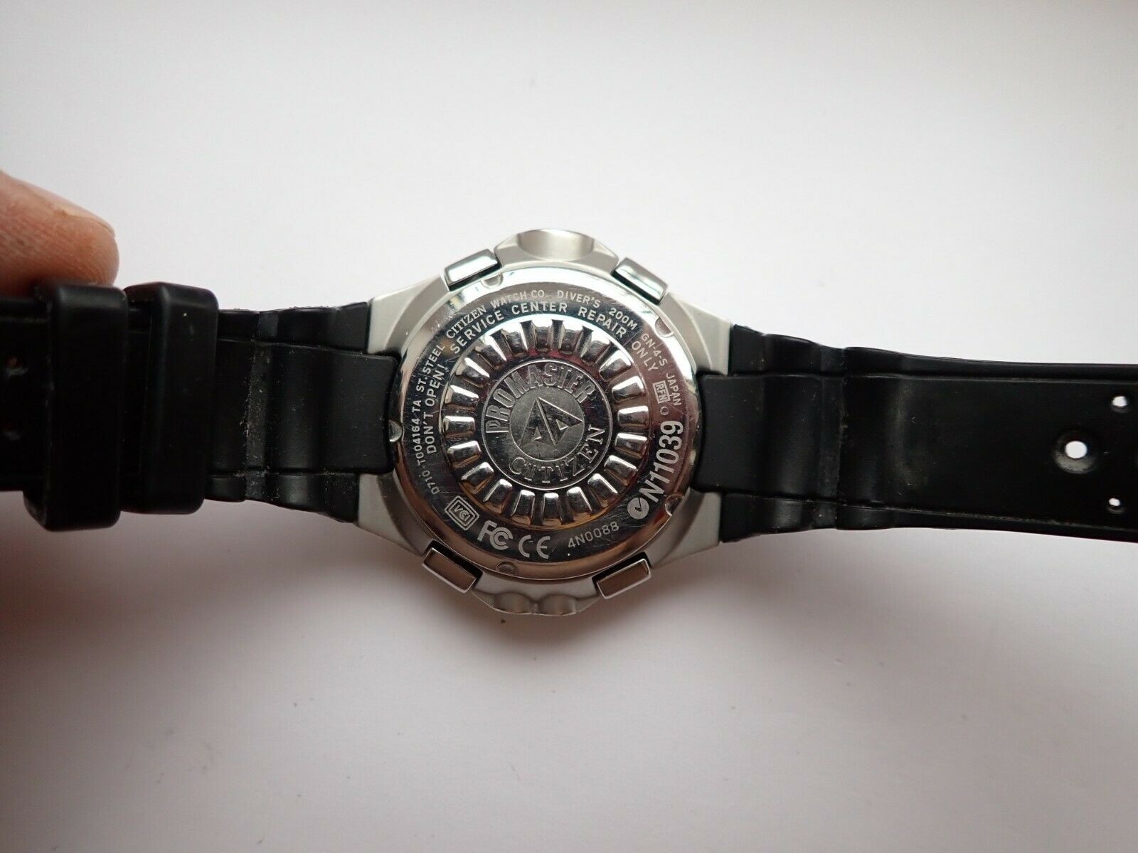 CITIZEN CYBER AQUALAND NX - PROMASTER 200M DIVE COMPUTER