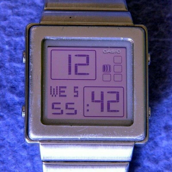 Casio Futurist LA-2000D (2998) LCD Digital Watch | WatchCharts