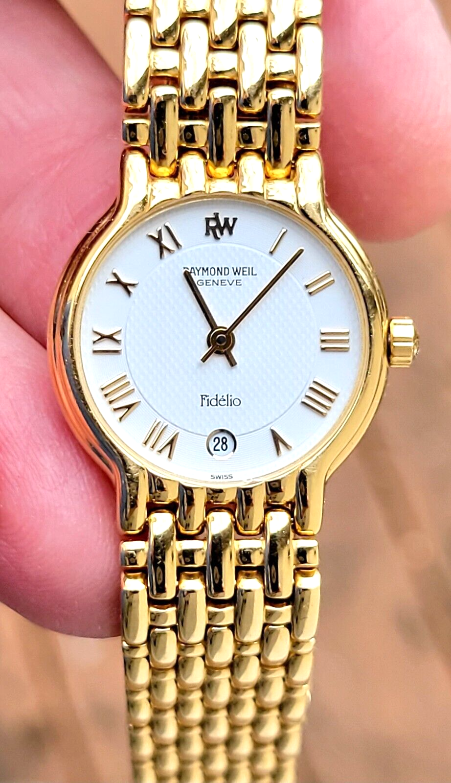 Raymond Weil Fidelio Women's Watch 4702 18K Gold Plate New Battery