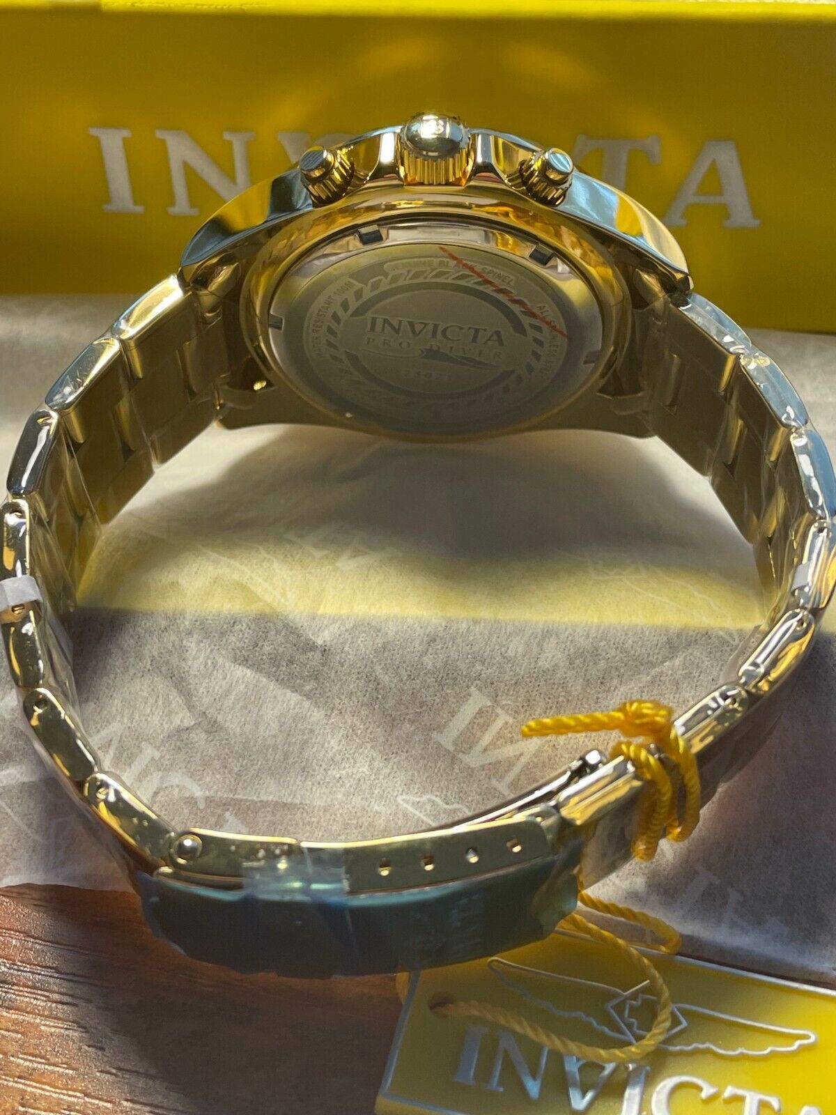 Invicta 26026 hot sale