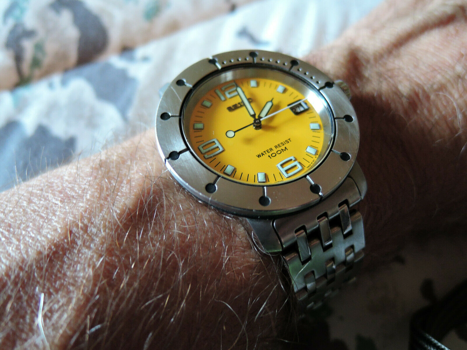 希少！SEIKO セイコー　ヴィンテージダイバー 7N42-6130 美品 Seiko quartz watch 7N42-6130, yellow dial, rare to find