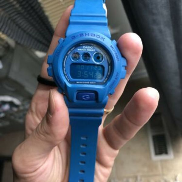 Montre G-Shock DW-6900MM-2 'Smurf' Bleue - Résistante Aux Chocs 200m, Occasion Avec Boîte