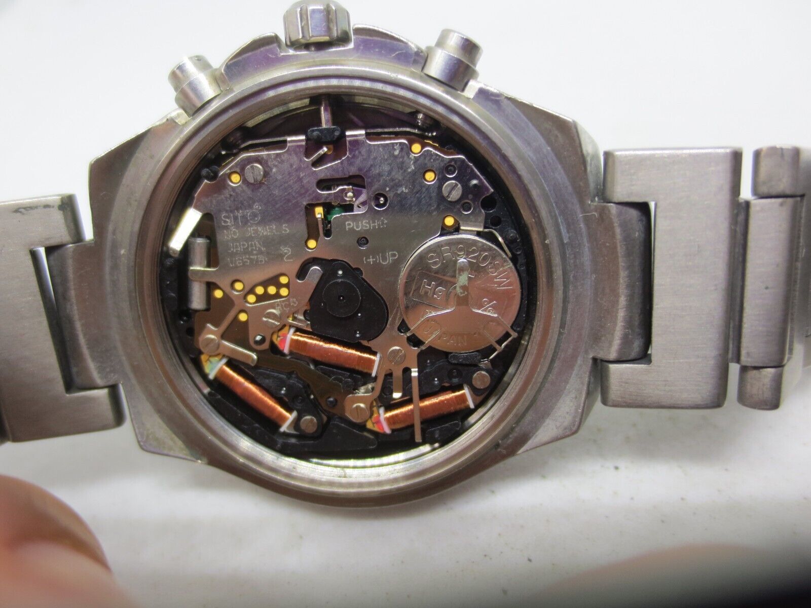 SEIKO V657-0B00 DATE CHRONOGRAPH TITANIUM QUARTZ MENS WATCH