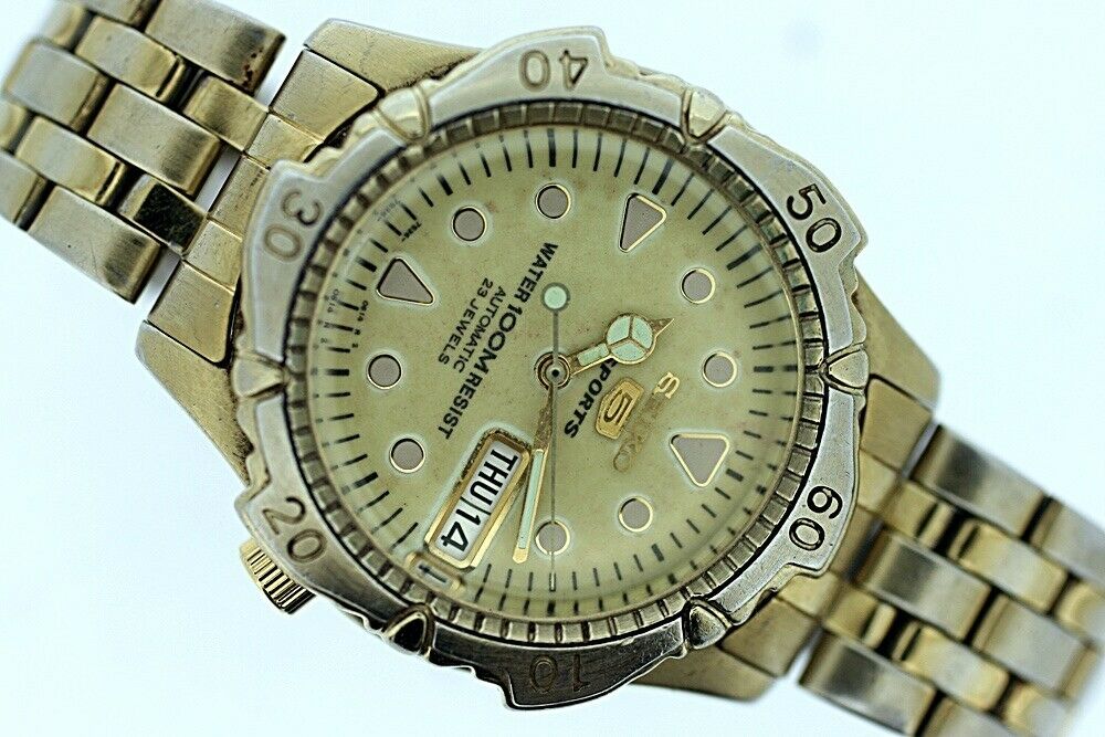 CLASSIC 01' SEIKO 7S36 0180 TSUNAMI MIDSIZE AUTOMATIC DAY