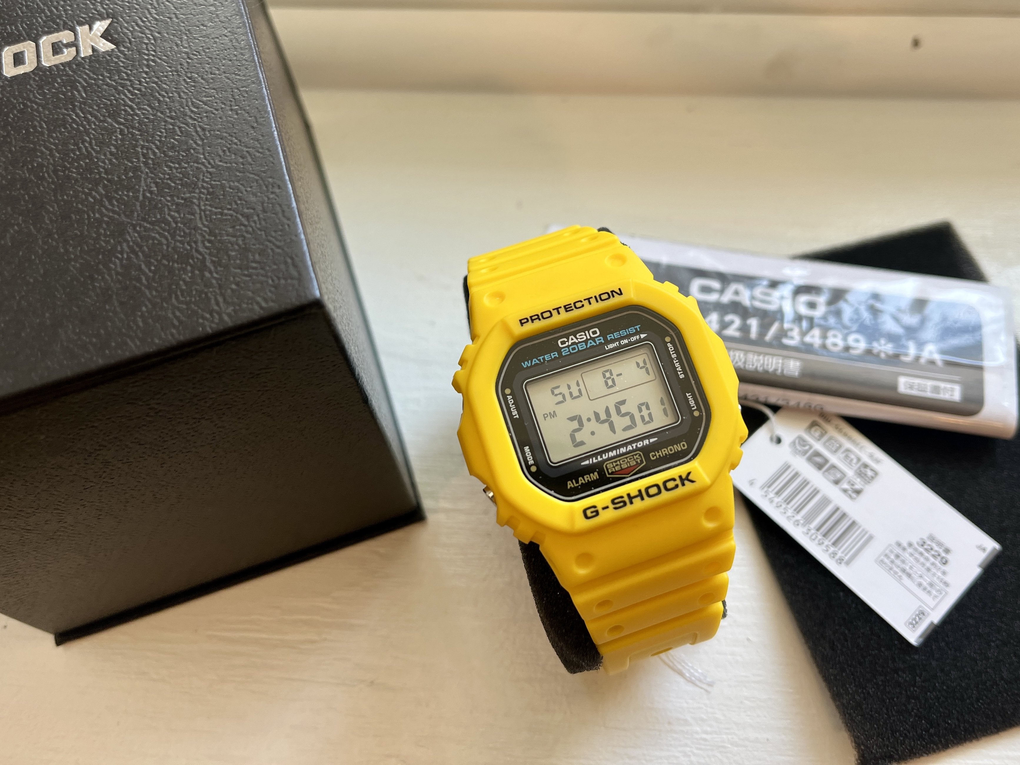 ☆Gショック タフソーラー G-SHOCK スワロフスキー CASIO カシオ