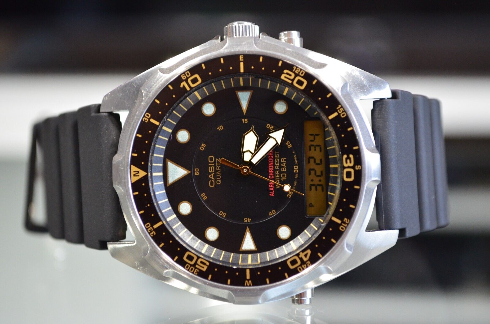 CASIO カシオ AMW-320C ヴィンテージ クォーツ デジダル 腕時計