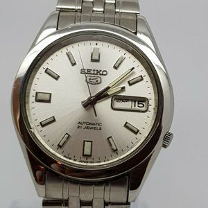 VINTAGE SEIKO 5 AUTOMATIC 21 JEWELS 7S26 00X0 JAPAN MADE MEN'S WATCH |  WatchCharts