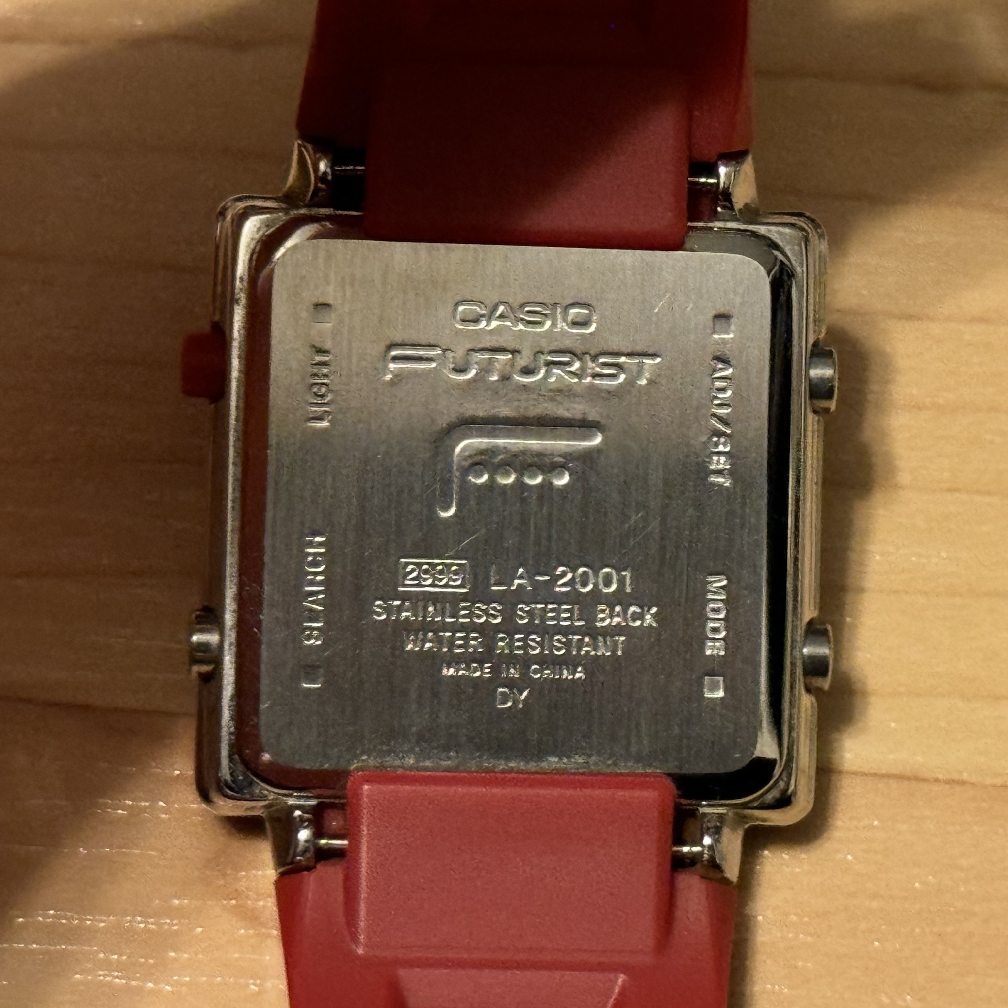 WTS] Casio Futurist LA-2001-4A Digital Watch 2999 Module Pink LCD 