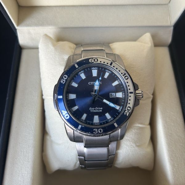 Citizen-Wr100-energia solare-Orologio da uomo con Display analogico e cinturino in acciaio INOX color argento 0050-82E AW