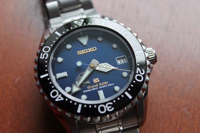 FSOT: Grand Seiko Spring Drive Diver Limited Edition SBGA071 *Extras* |  WatchCharts
