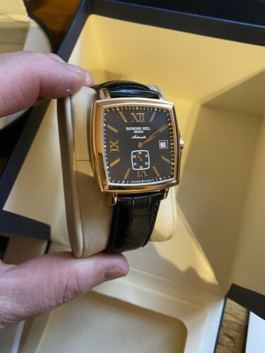 Stunning RAYMOND WEIL 2836 Wristwatch with box and papers 2003