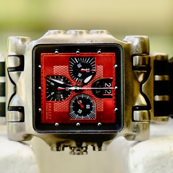 Oakley Minute Machine BIG Date Red 80% $475 PP'd and Shipped | WatchCharts