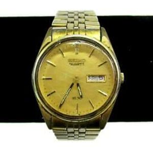 Vintage Seiko SX Men's Gold Tone Day Date Watch 5Y23-6020 Water