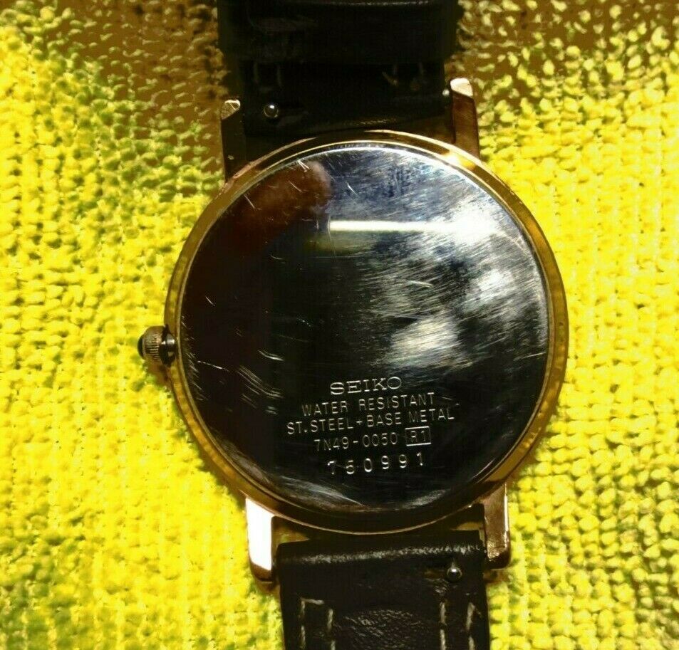 Vintage men s watch SEIKO 7N49 0050 Quartz water resistant Japan