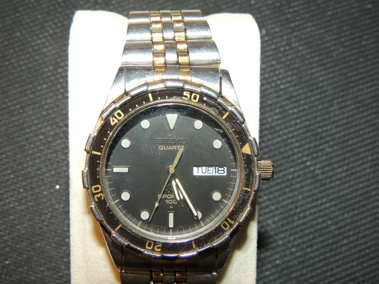 seiko sports 100 divers watch