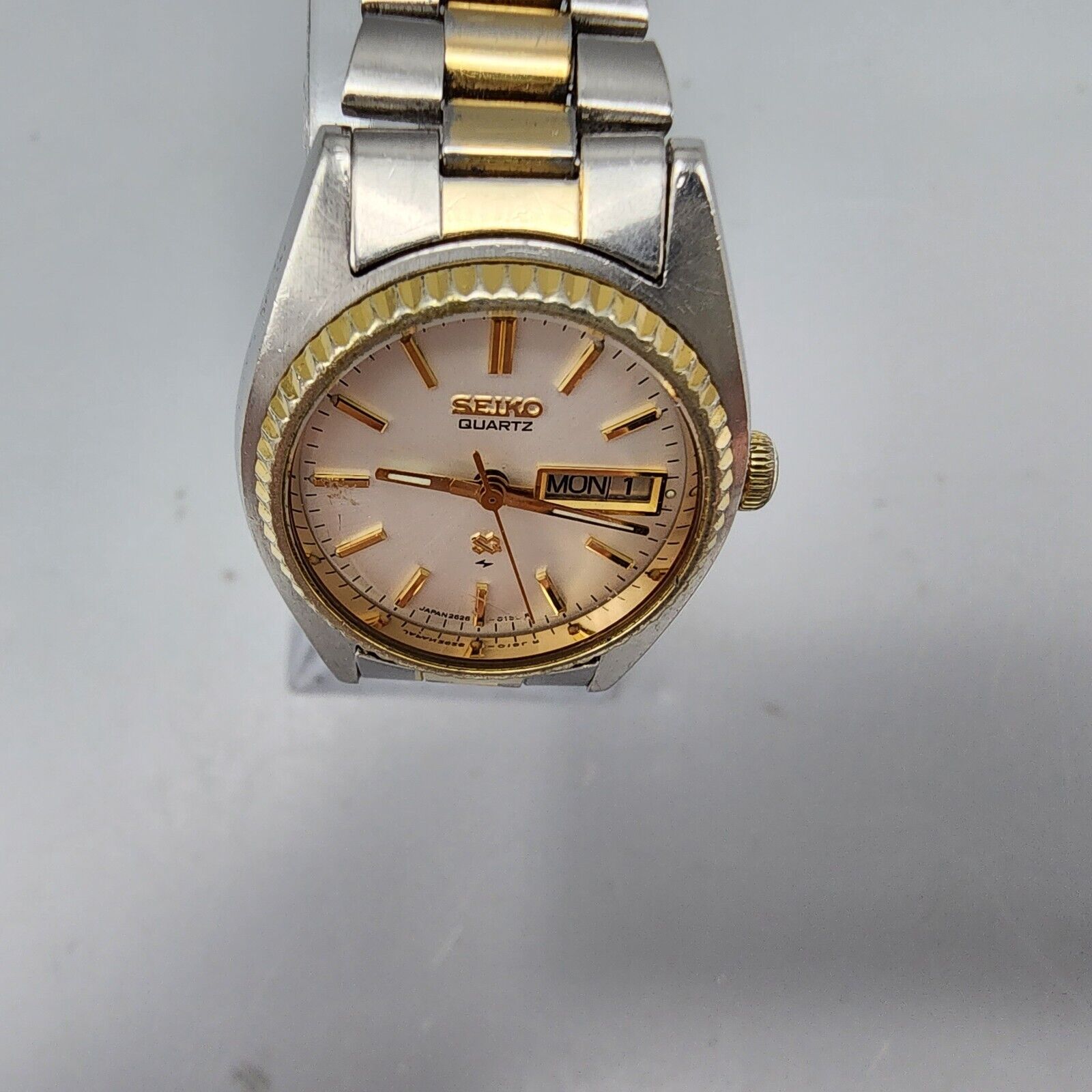 Vintage Seiko SQ Watch Women Two Tone White Dial Daydate  display picture 3