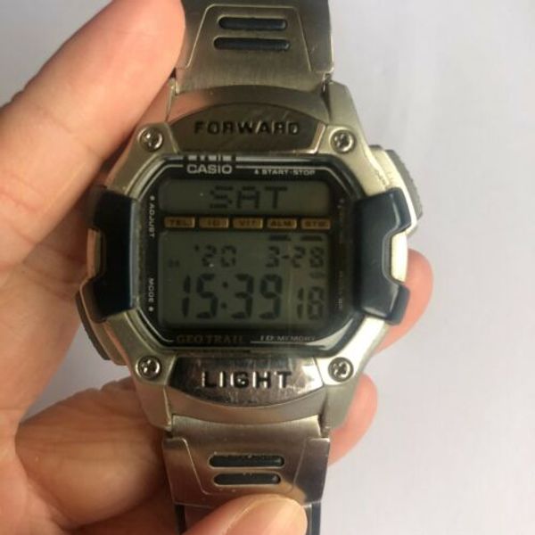 未使用カシオGEO TRAIL FT1001H Casio GEO TRAIL Digital Mens Quarz Watch 2075 FT-1001H