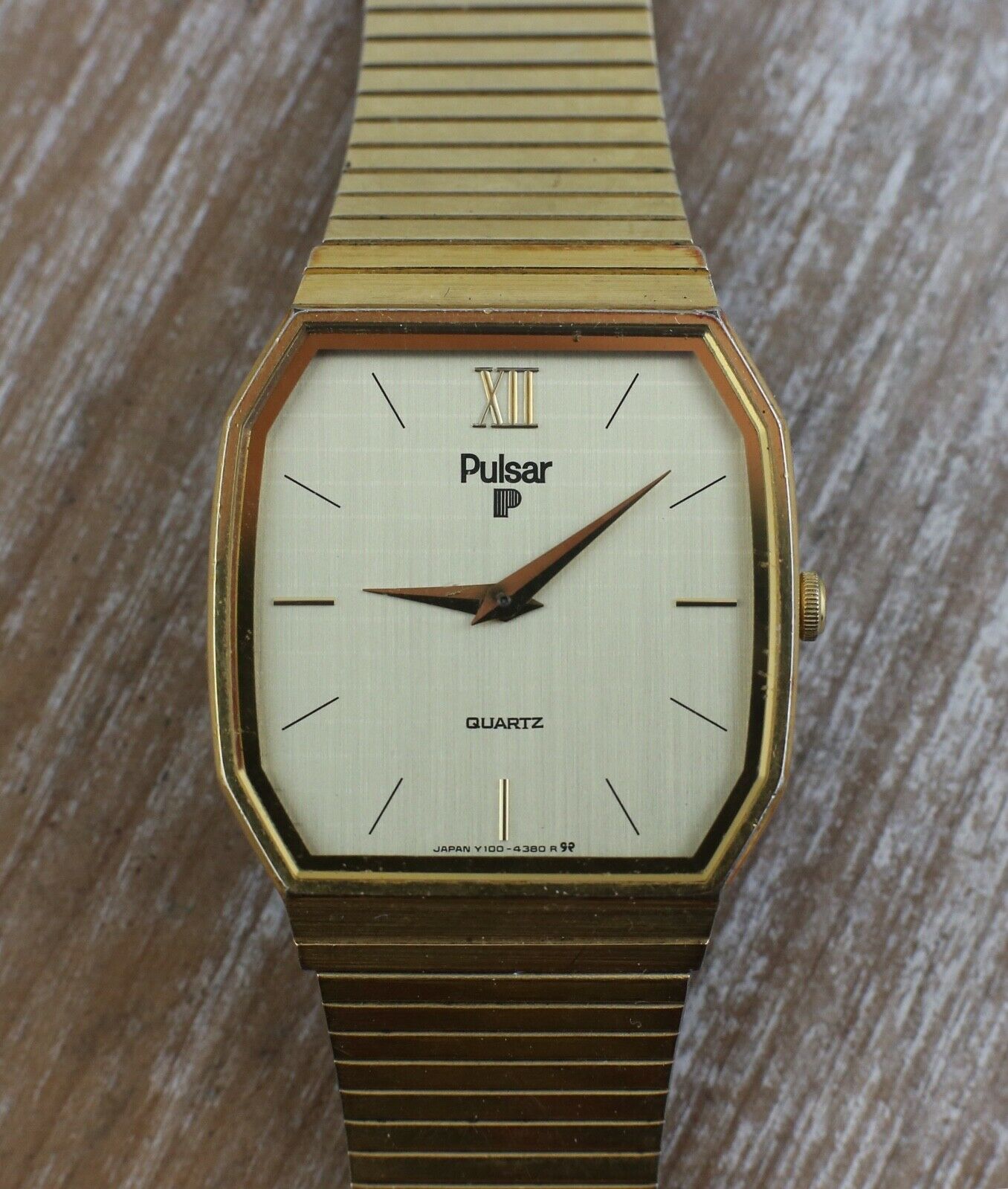 Pulsar Quartz Y100-5999 Men's Watch | WatchCharts Marketplace