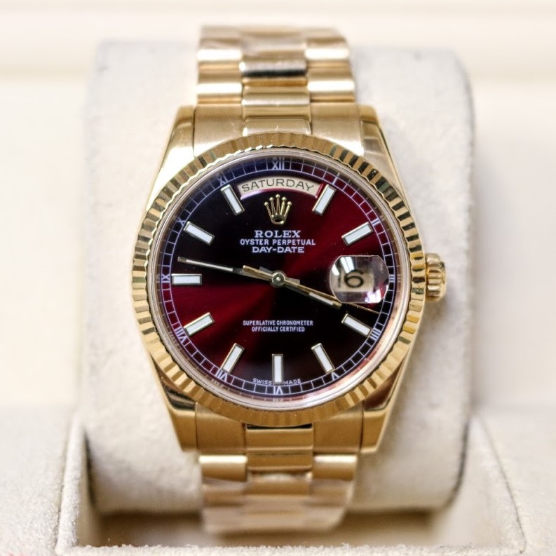 Rolex day clearance date red face