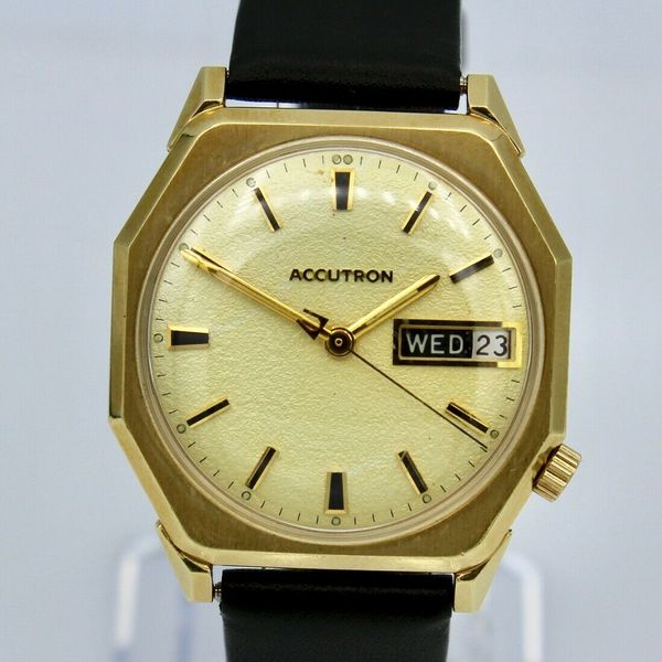 Vintage Bulova Accutron 218 Day Date Watch 14K Gold Filled Octagon Case