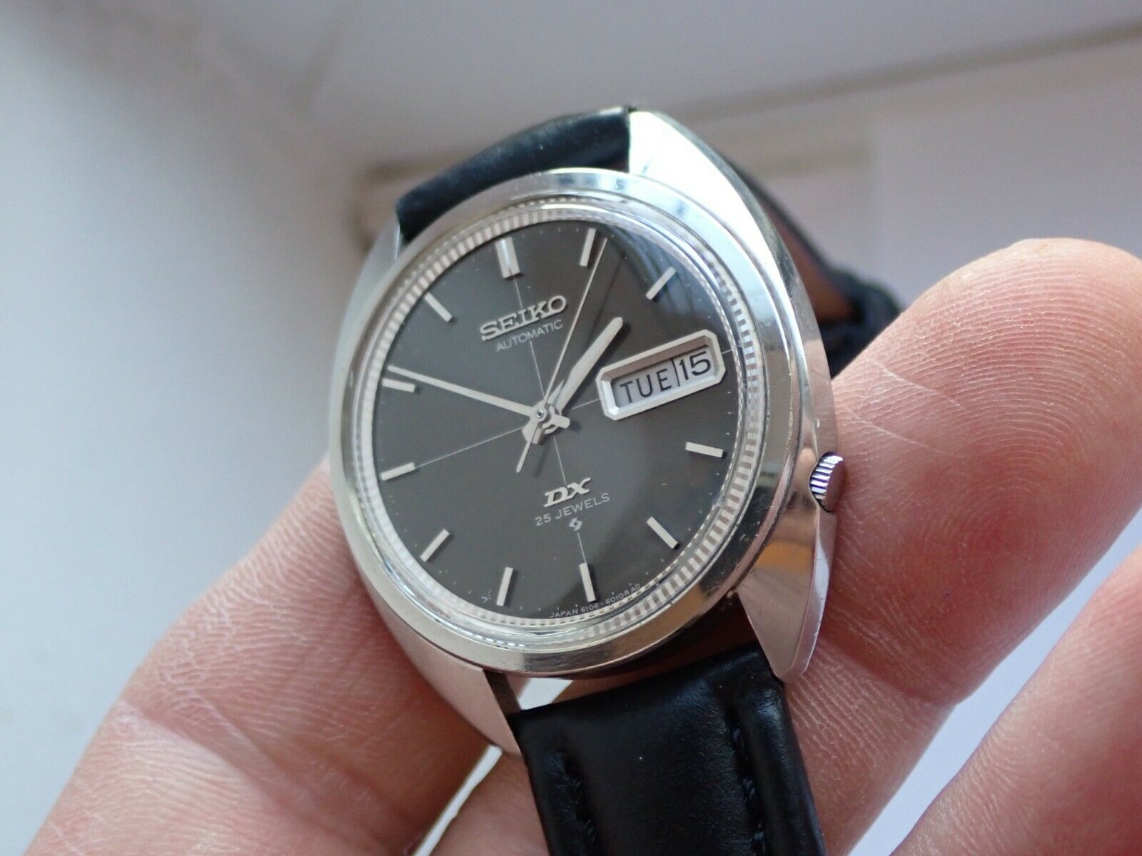 seiko automatic 25 jewels watch