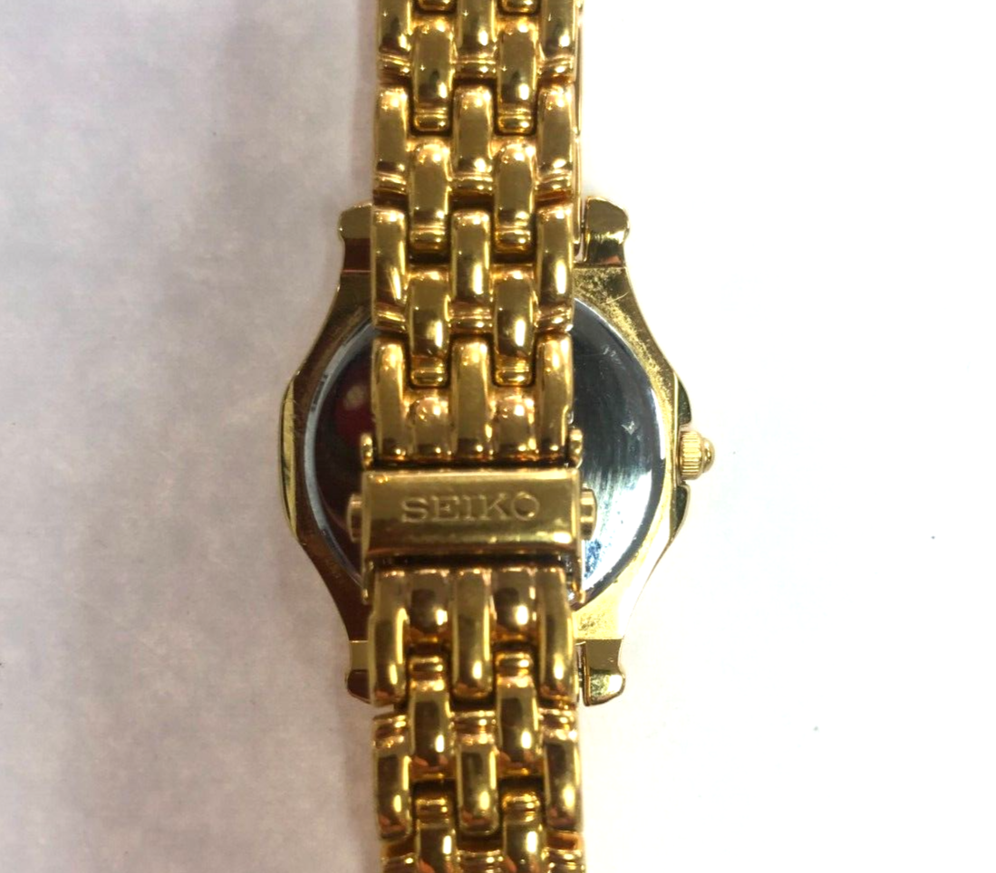 【稼働/良品】SEIKO クォーツ 4N01-0560 アイボリー レディース 稼働/良品】SEIKO クォーツ 4N01-0560 アイボリー レディース