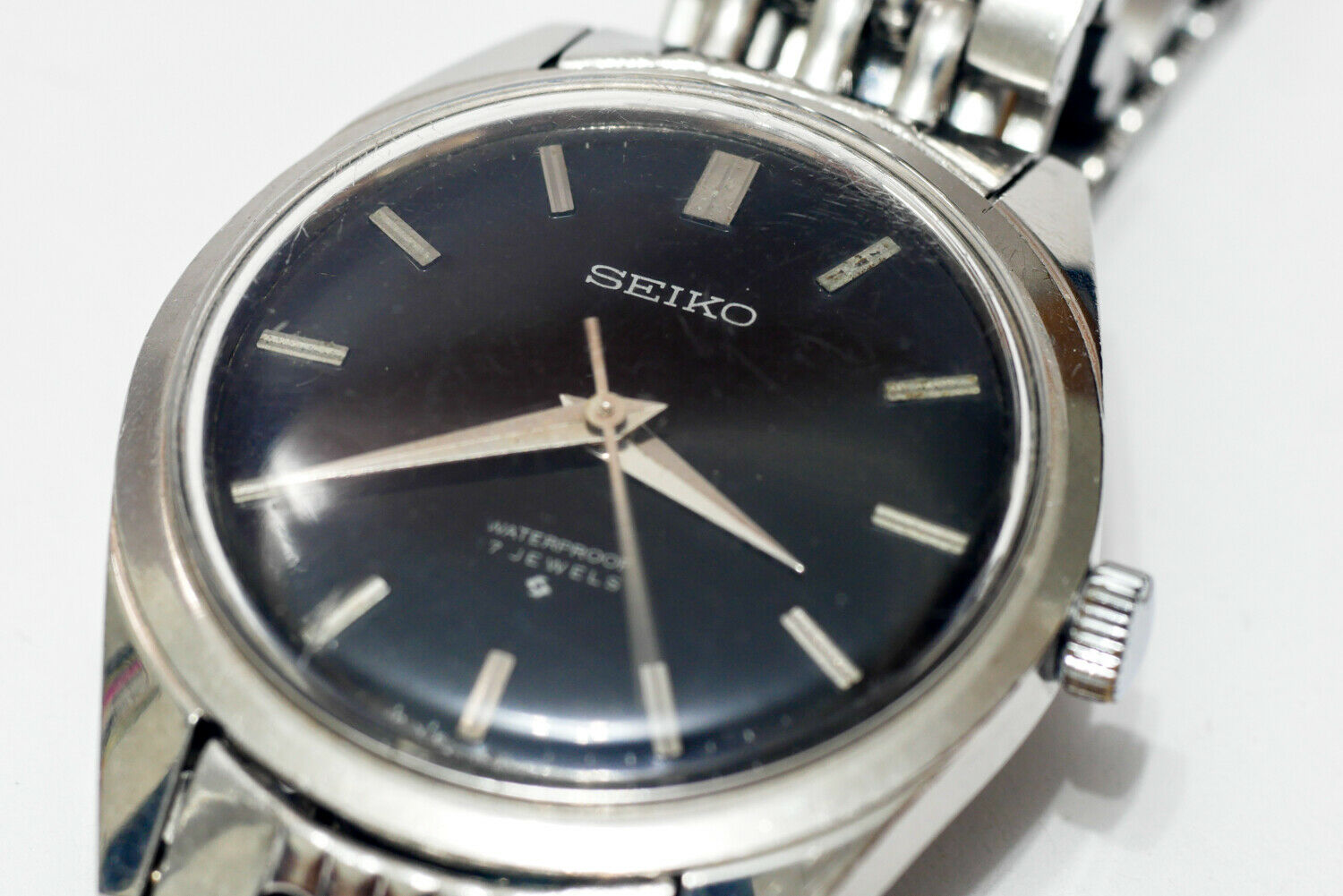 Vintage Seiko 66-8050 Watch - 17 Jewels Manual Wind - Stainless Steel -  Japan | WatchCharts