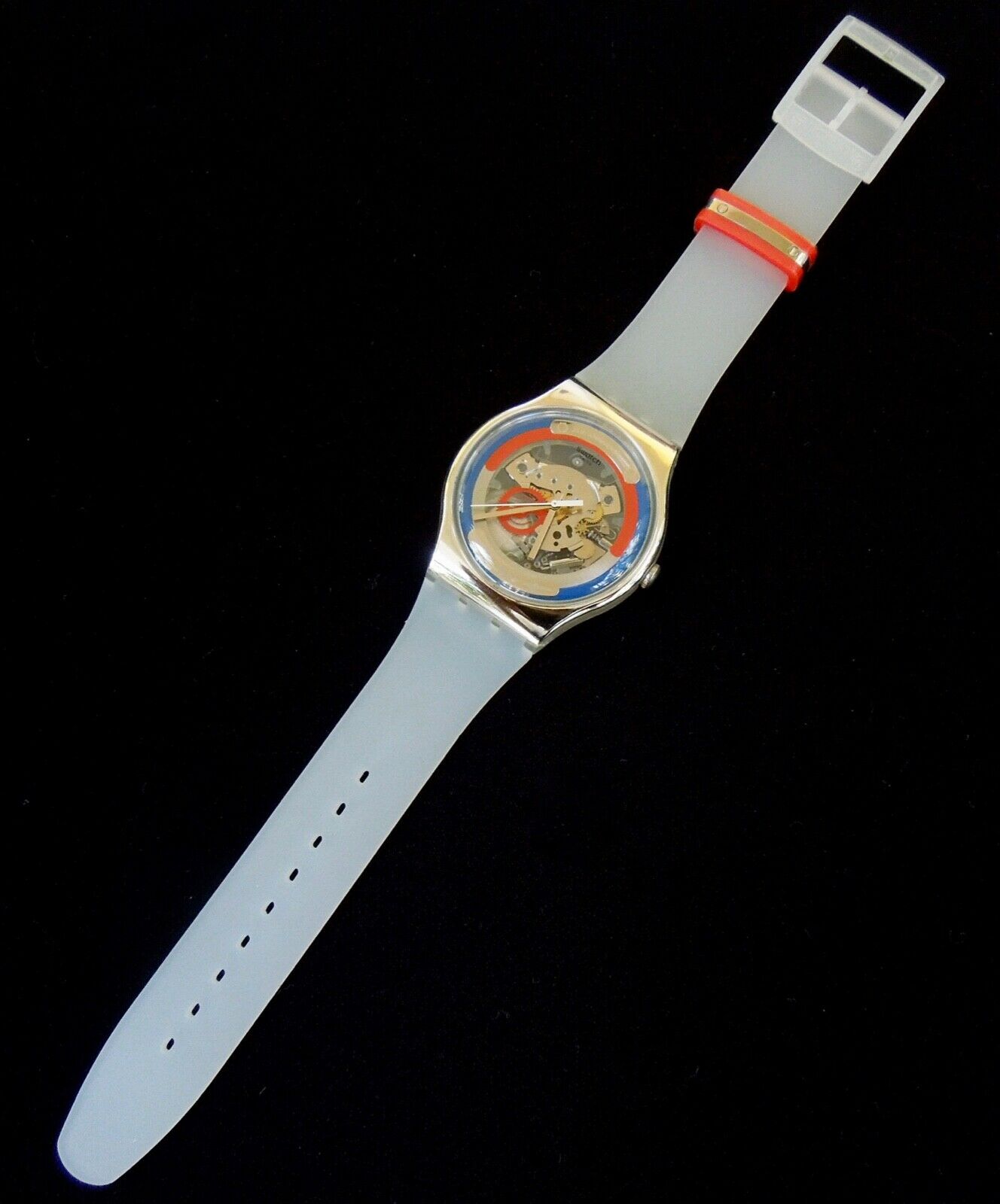 swatch スペシャルパッケージ GZ359 - FRIEZA X SWATCH - Swatch® United States