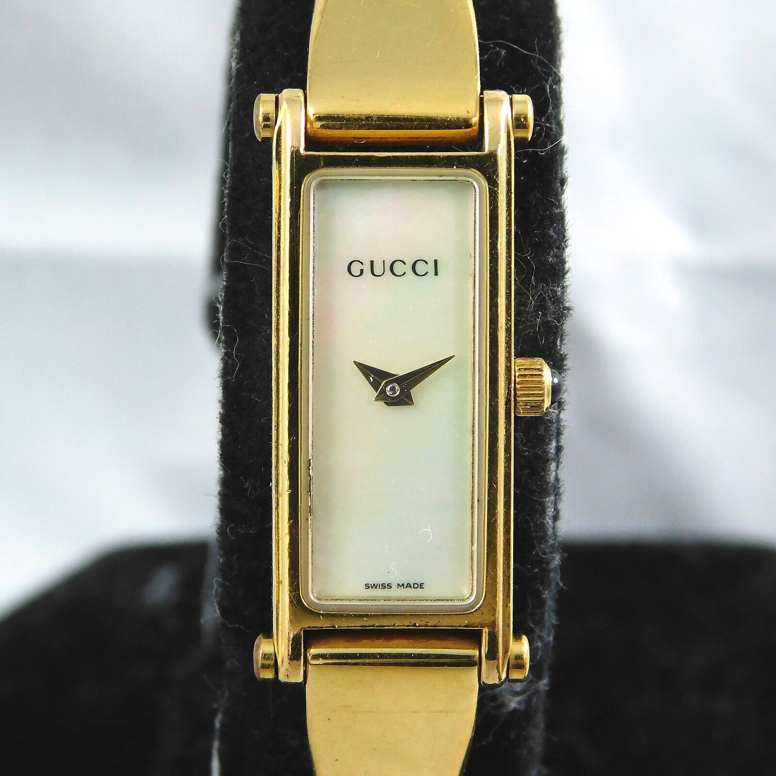 GUCCI 1500L WOMEN'S GOLD SHELL DIAL VINTAGE WATCH SWISS MADE