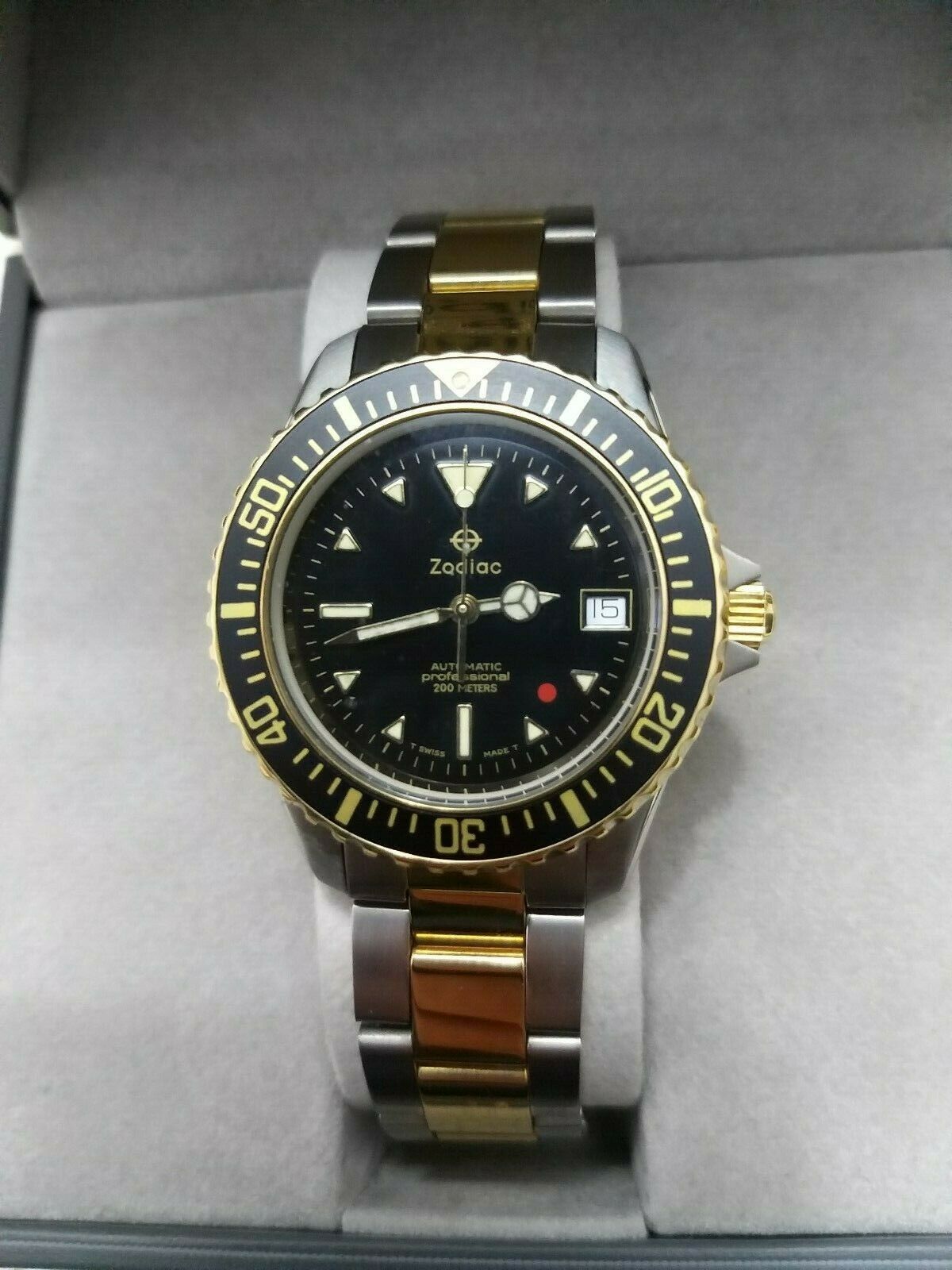 VTG ZODIAC 113.17.31 Red Dot Automatic Professional Diver 200m 