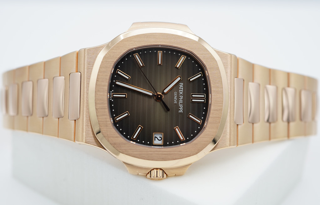 Patek 5711 rose outlet gold retail price