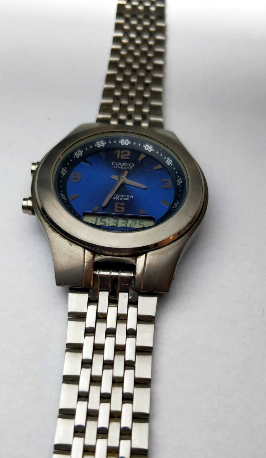 casio lineage titanium lin 166