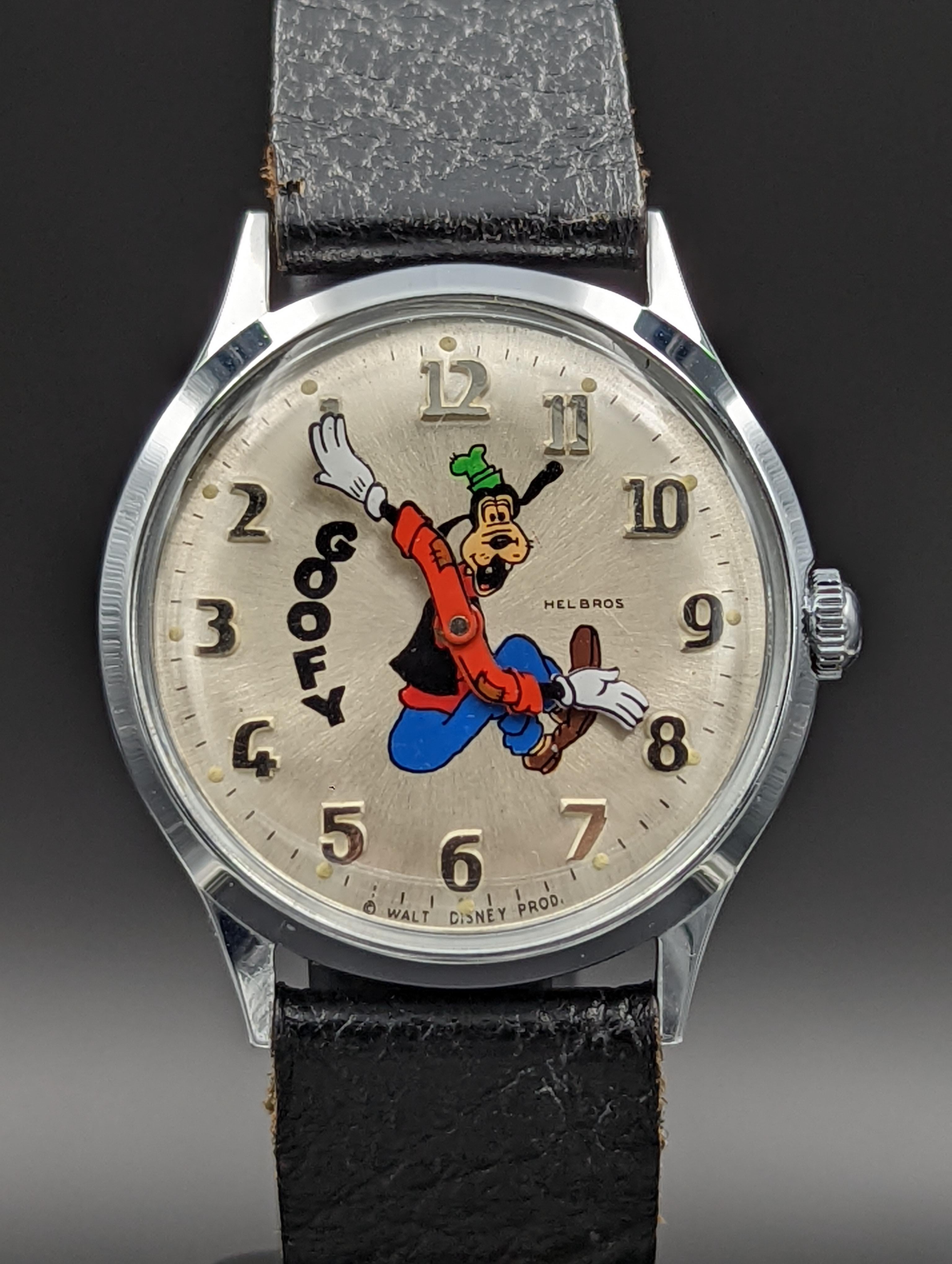 Disneyland Retired WALT DISNEY PARKS GOOFY 34mm Wrist Watch -Running- A2145  | eBay