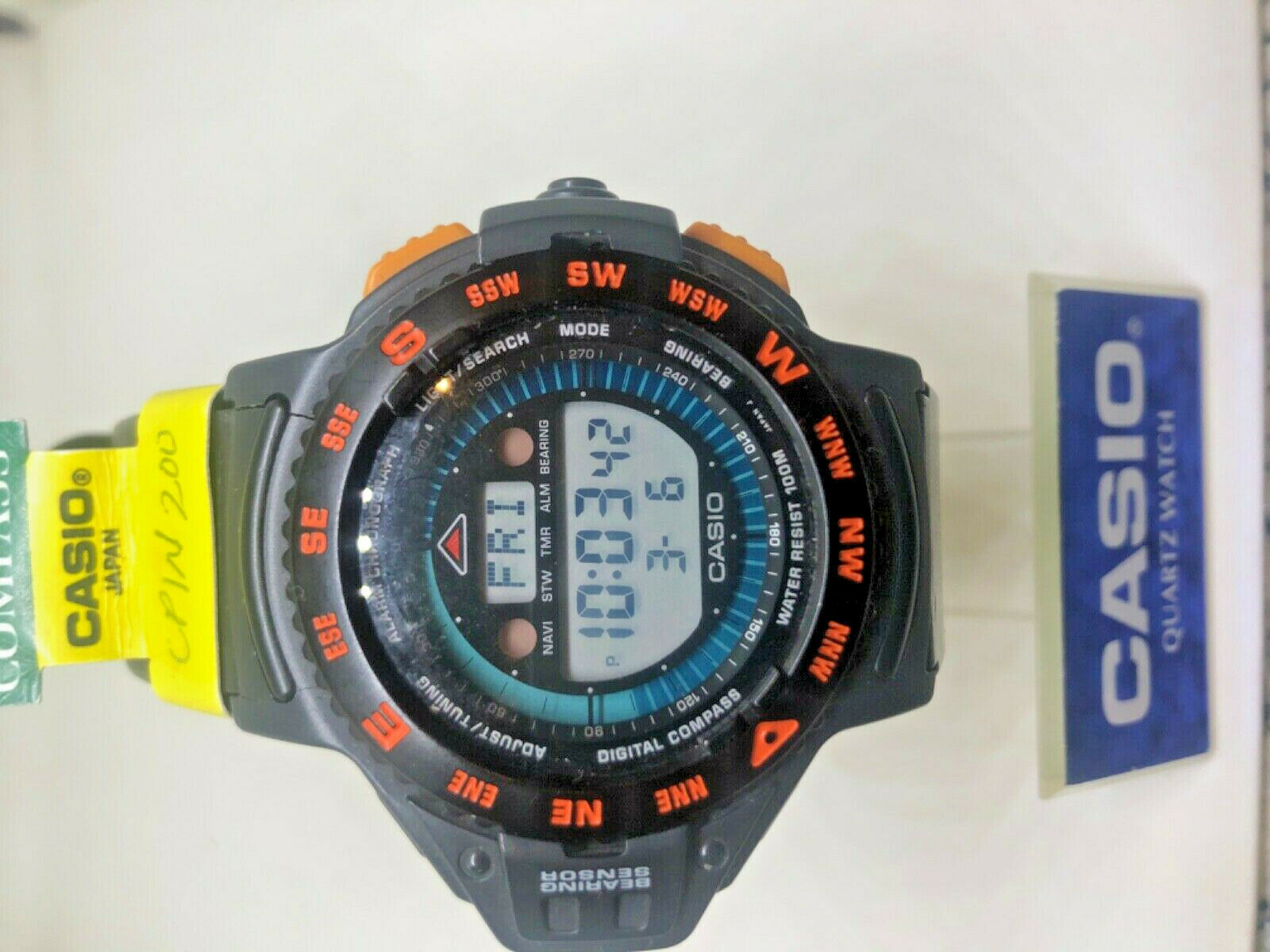 Rare vintage Casio cpw200 Difital compass 1030 Japan made 