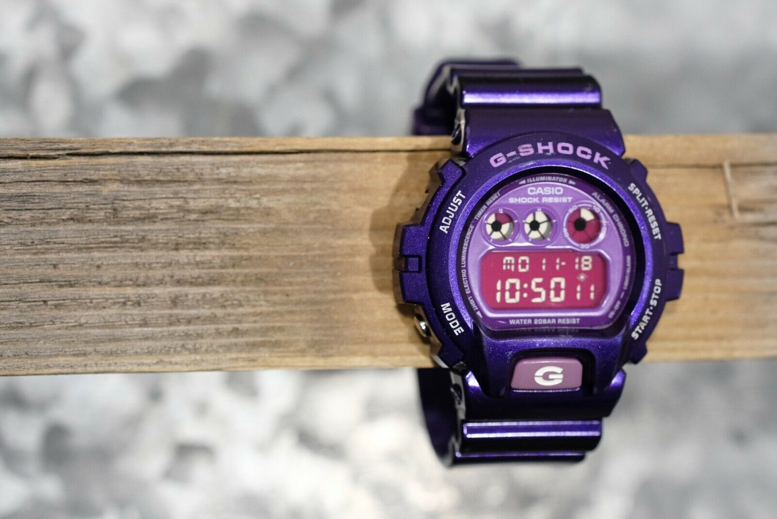 Casio G-Shock (1289) DW-6900CC Purple Metallic, Working