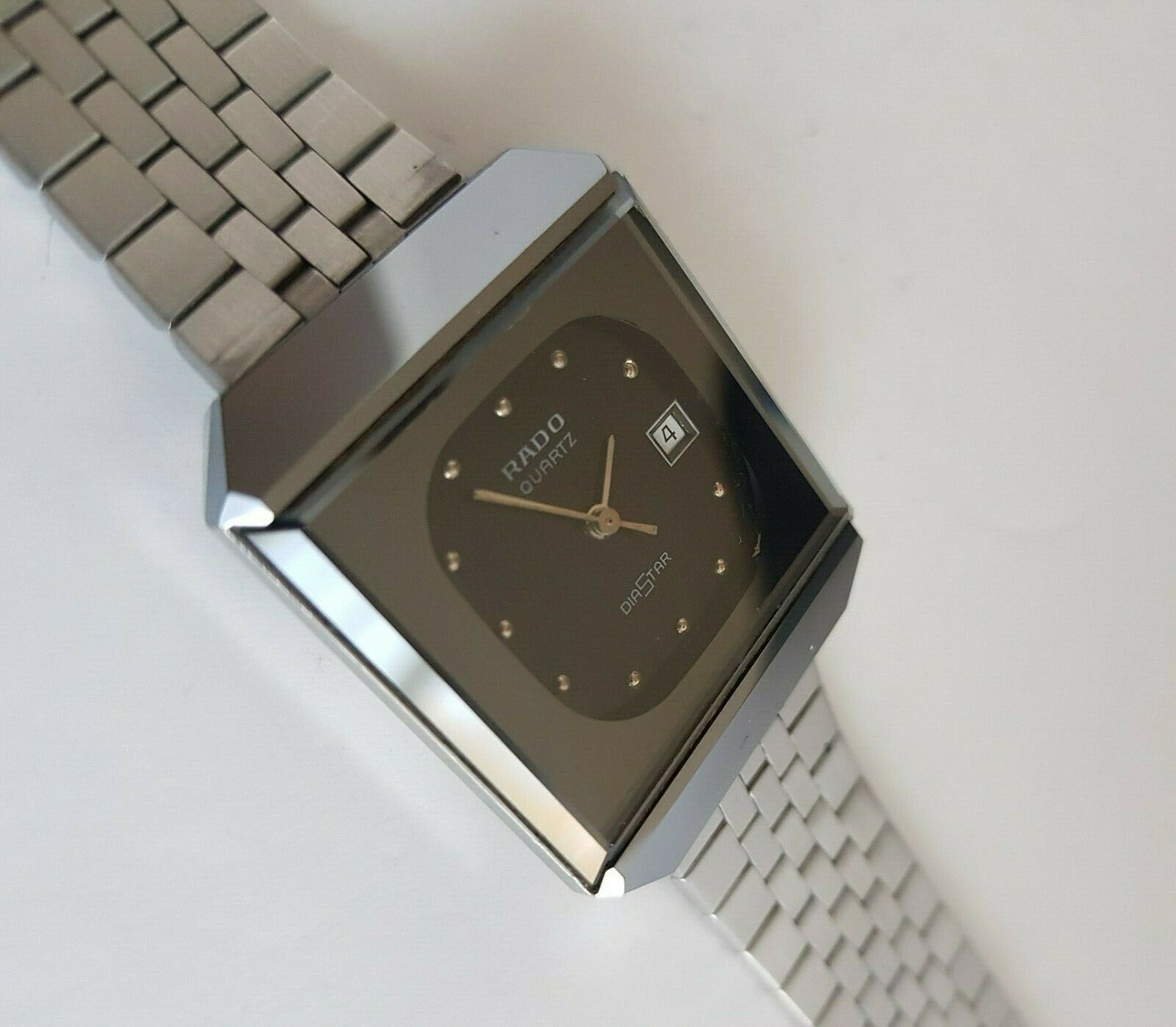 RADO DIASTAR 711.0067.3.N QUARTZ MANS SWISS WATCH RARE MODEL