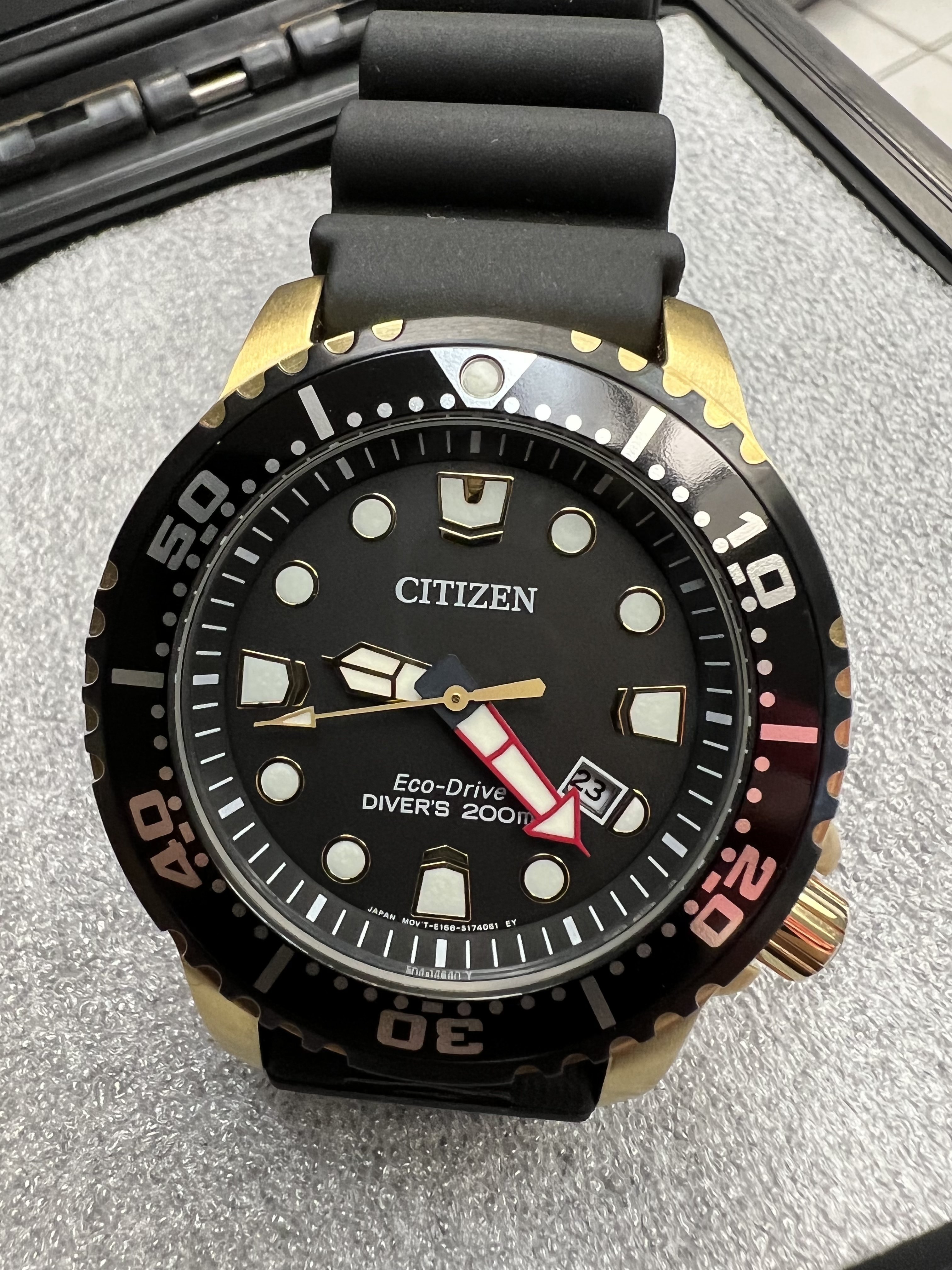 FS - LNIB - Citizen Promaster Mens Gold/Black Watch BN0152-06E Eco