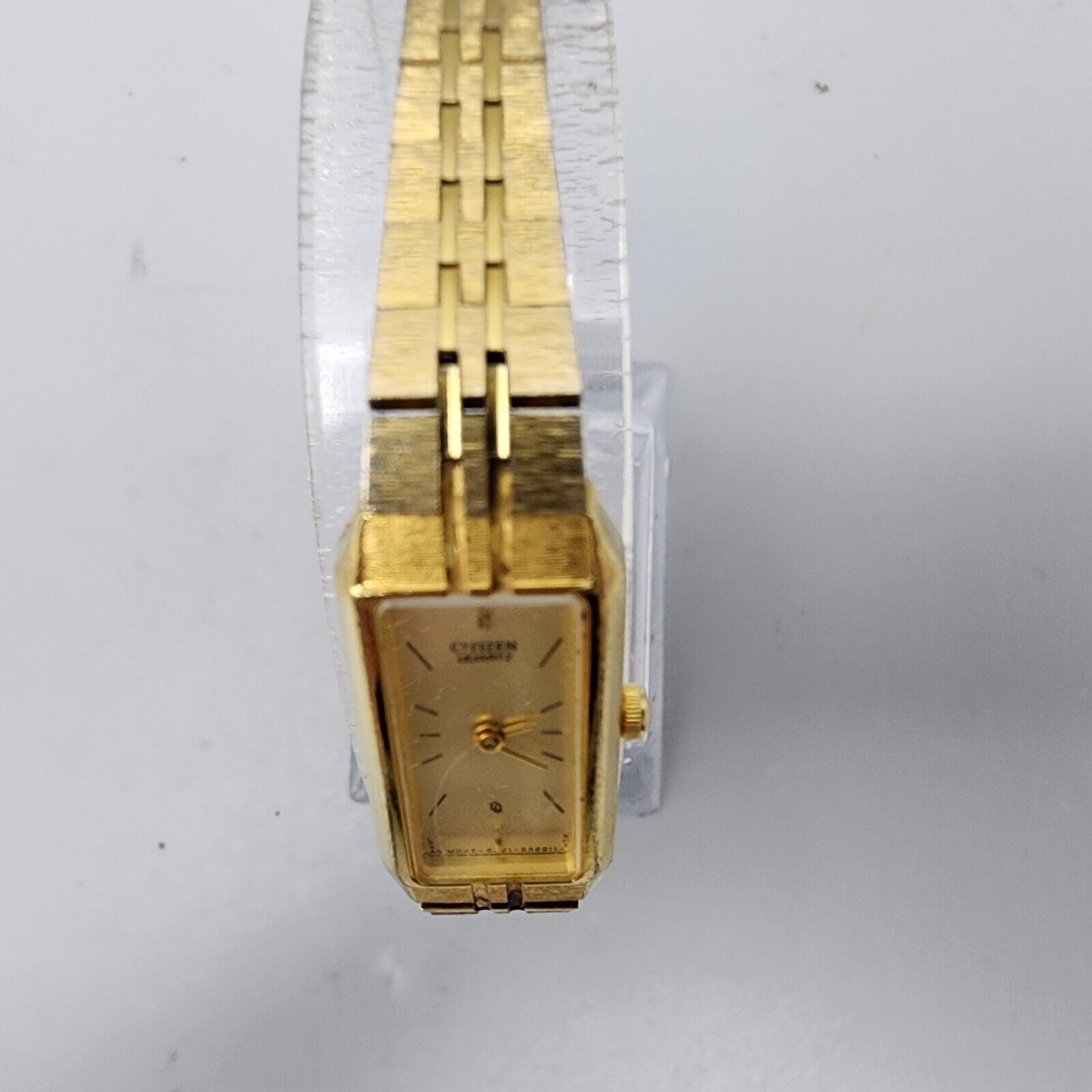 VINTAGE CITIZEN QUARTZ WATCH FOR WOMEN 5421-S18523 HSB JAPAN