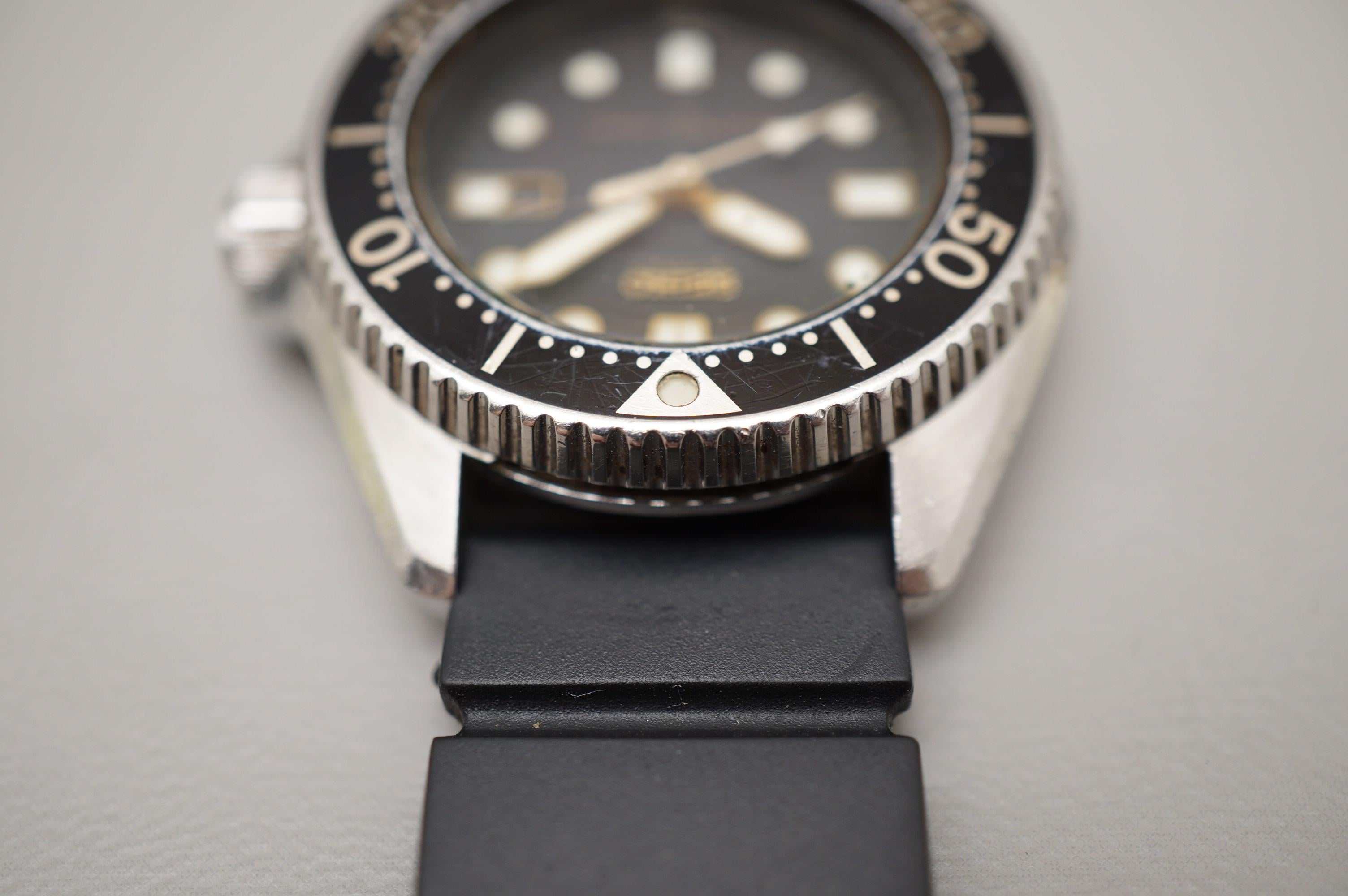 VINTAGE SEIKO QUARTZ DIVER 7C43-6011 PROFESSIONAL 200 M. JAPAN 37.5 MM.  WATCH | WatchCharts Marketplace